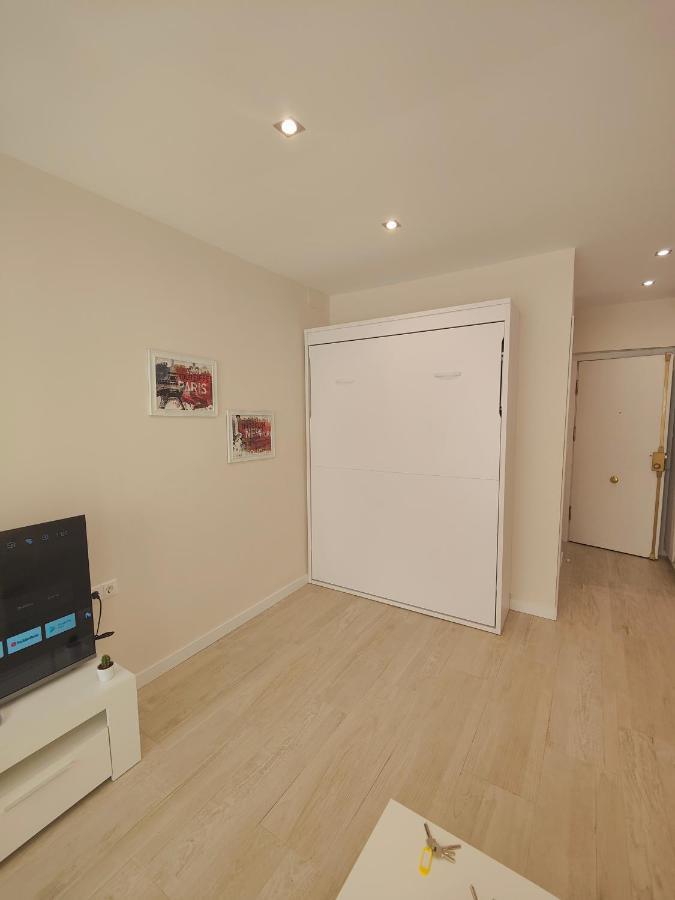Coconut Begona Studio City Center By Namaste Elite Torremolinos Exteriör bild